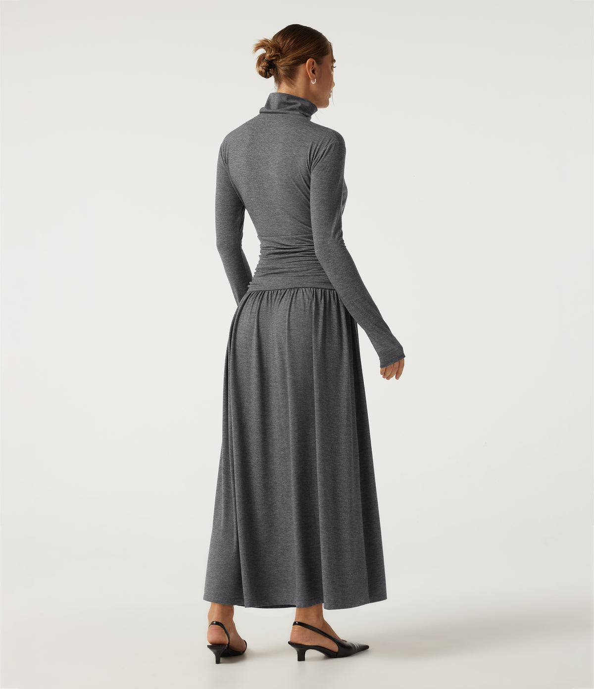 Polo Long Sleeve Thumb Hole Ruched A-Line Casual Maxi Dress — Darl Gray Floral Yarn — view 2