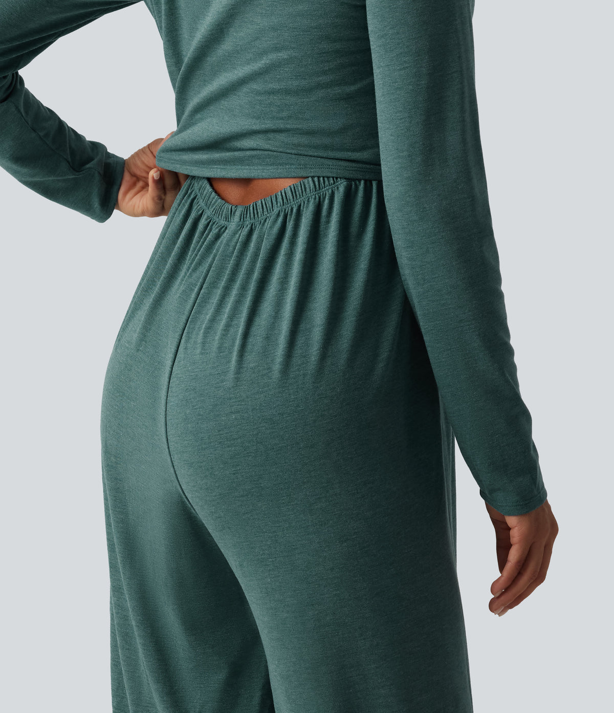 Scoop Neck Long Sleeve Built-in Bra Wide Leg Ruched Casual Jumpsuit with Pockets-Edition — Jade Green Floral Yarn — view 4