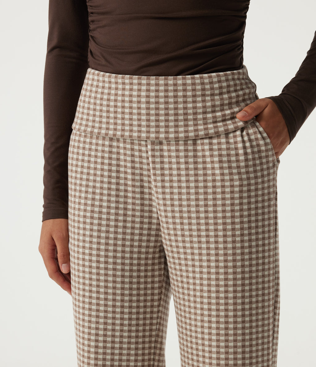 Mid Rise Foldover Wide Leg Plaid Lounge Trousers with Pockets — Paris Café Check — view 4