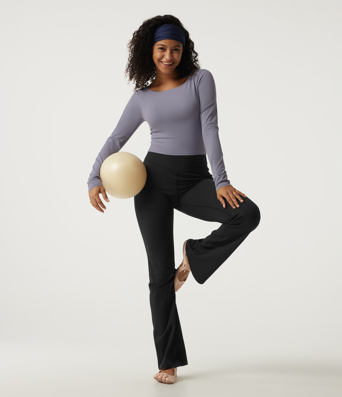 Boat Neck Long Sleeve Cut Out Built-in Bra Yoga Sports Top — Light Gray Violet — view 7