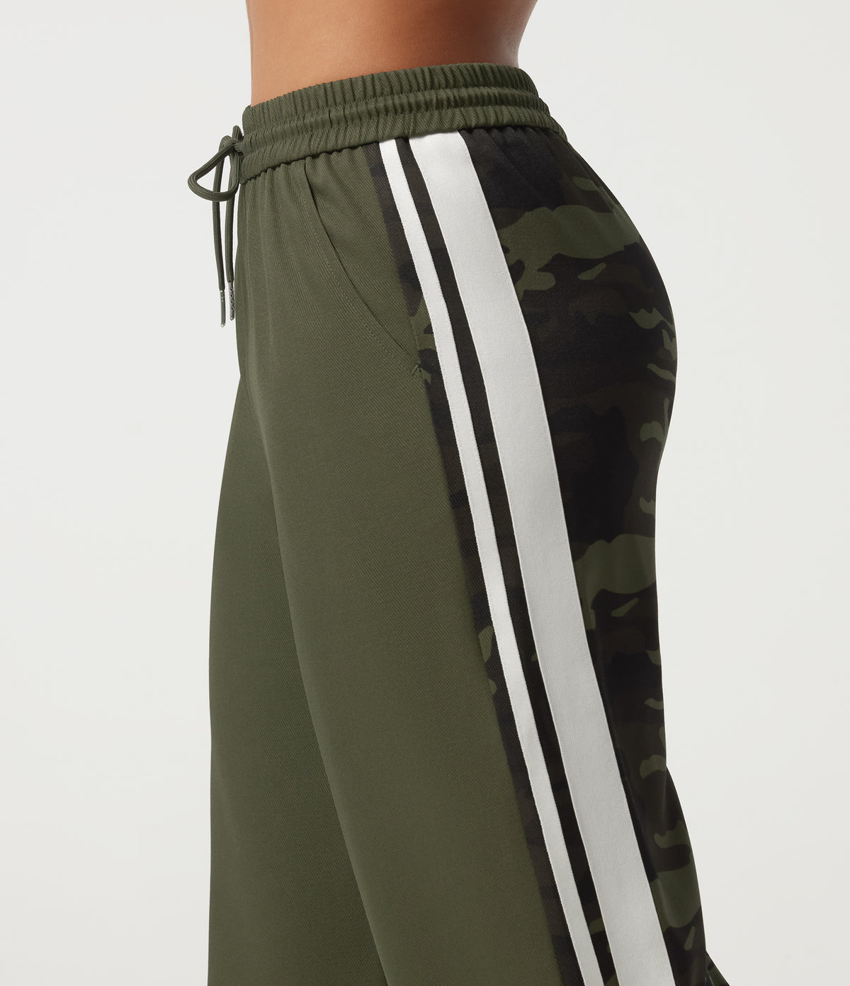 Mid Rise Drawstring Color Block Stripes Wide Leg Camo Casual Trousers with Pockets — Rain Forest Camo — view 4