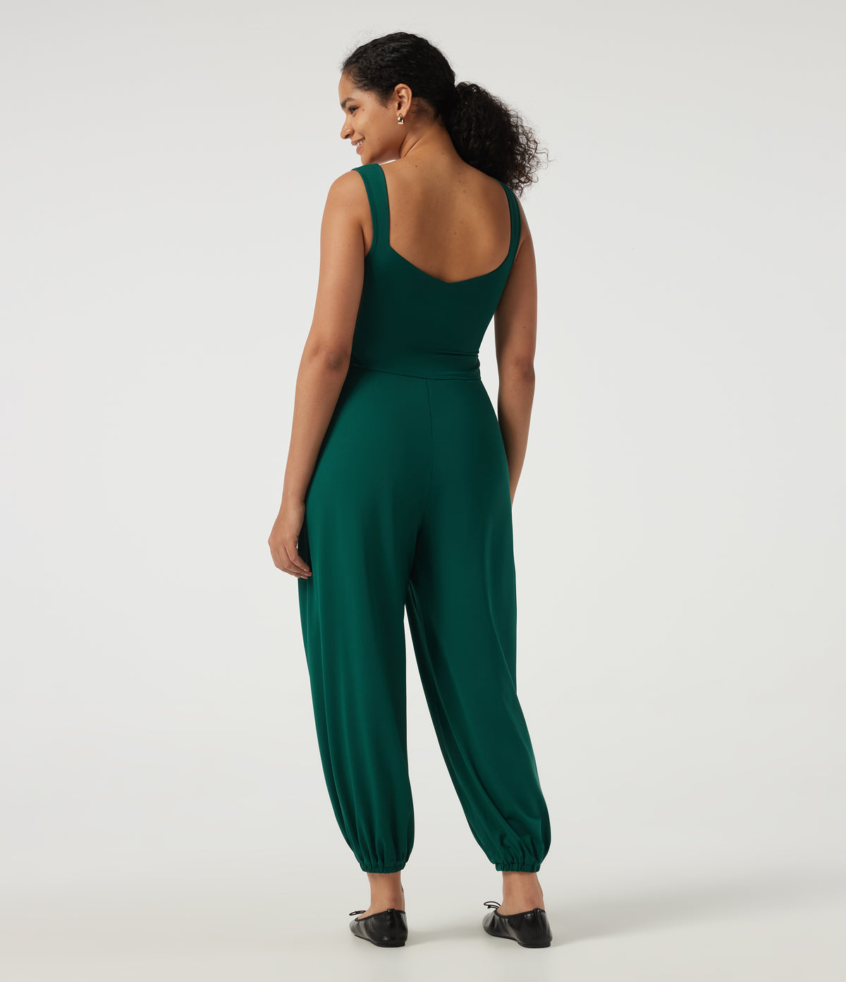 Diamond Collar Sleeveless Casual Jumpsuit with Built-in Bra and Pockets -Edition — Rain Forest — view 2