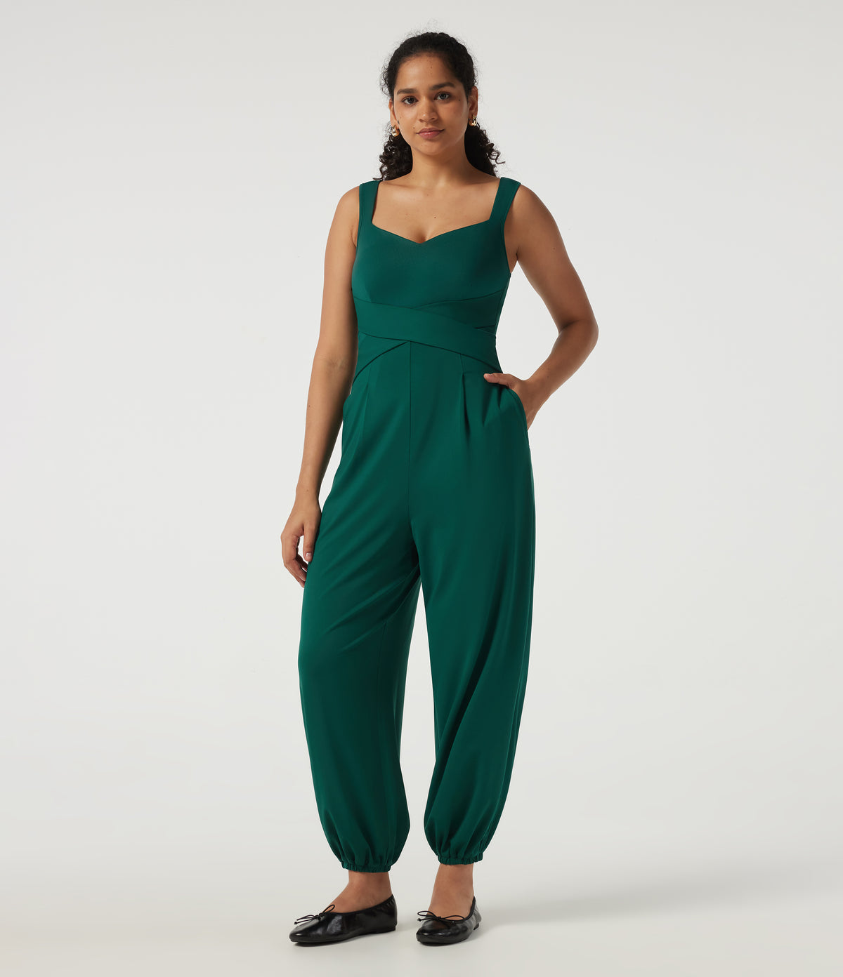 Diamond Collar Sleeveless Casual Jumpsuit with Built-in Bra and Pockets -Edition — Rain Forest — view 3