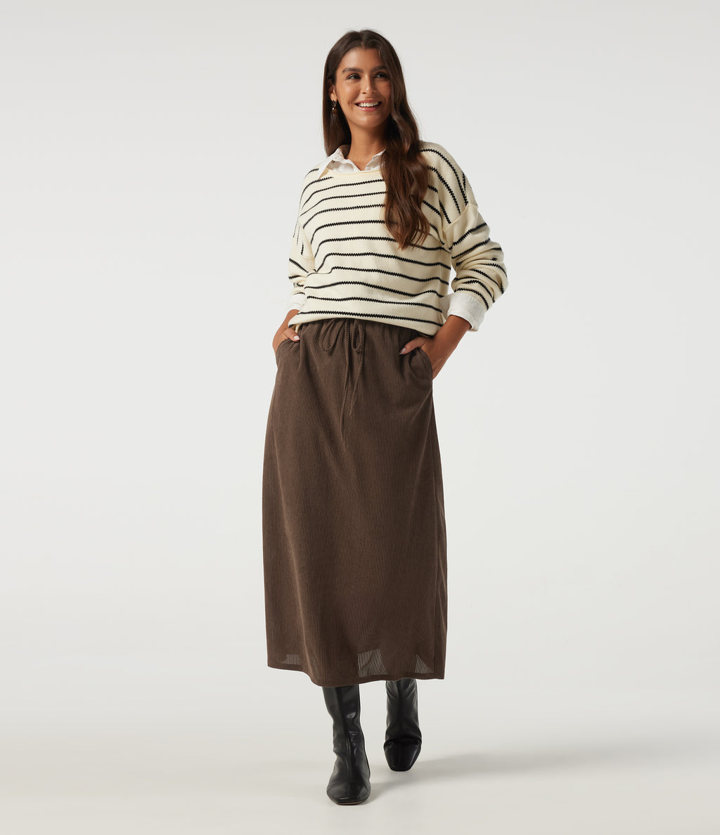 High Waisted Drawstring A-Line Corduroy Casual Midi Skirt with Pockets — Carafe — view 6