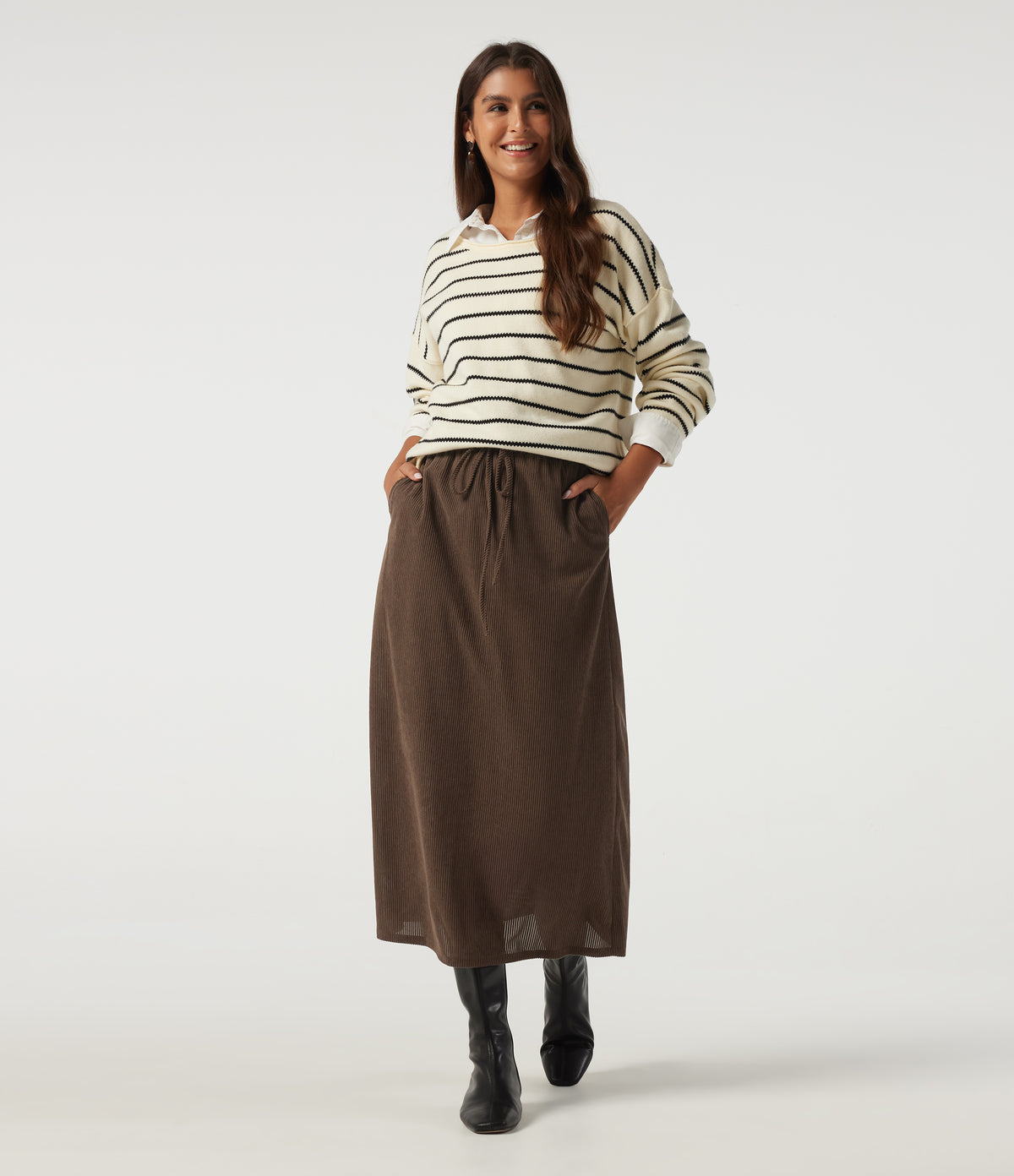 High Waisted Drawstring A-Line Corduroy Casual Midi Skirt with Pockets — Carafe — view 6