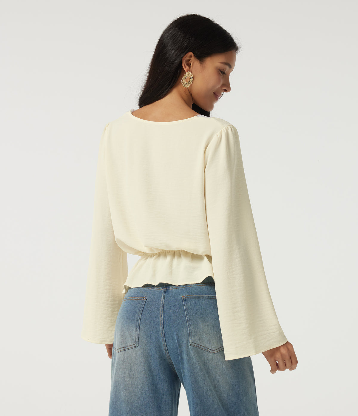 V Neck Long Sleeve Contrast Lace Linen-Feel Resort Top — Whisper White — view 2