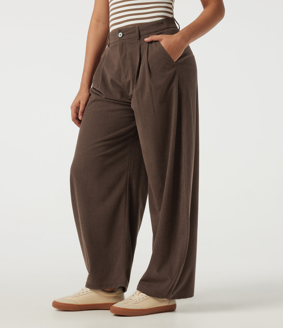 High Waisted Barrel Leg Corduroy Casual Trousers with Pockets — Chestnut — view 3