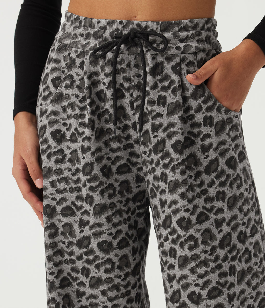 High Waisted Drawstring Wide Leg Leopard Print Casual Trousers with Pockets — Silver Leopard Print — view 4
