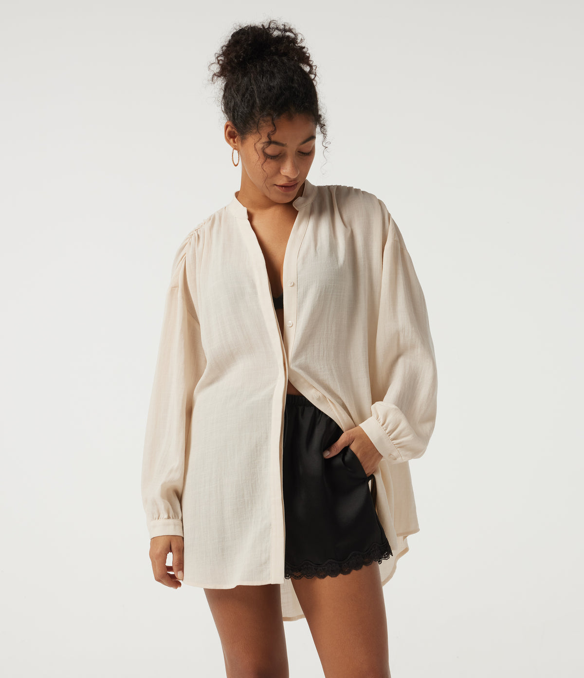 V Neck Long Sleeve Ruched Curved Hem Casual Linen-Feel Blouse — Vanilla Ice — view 5