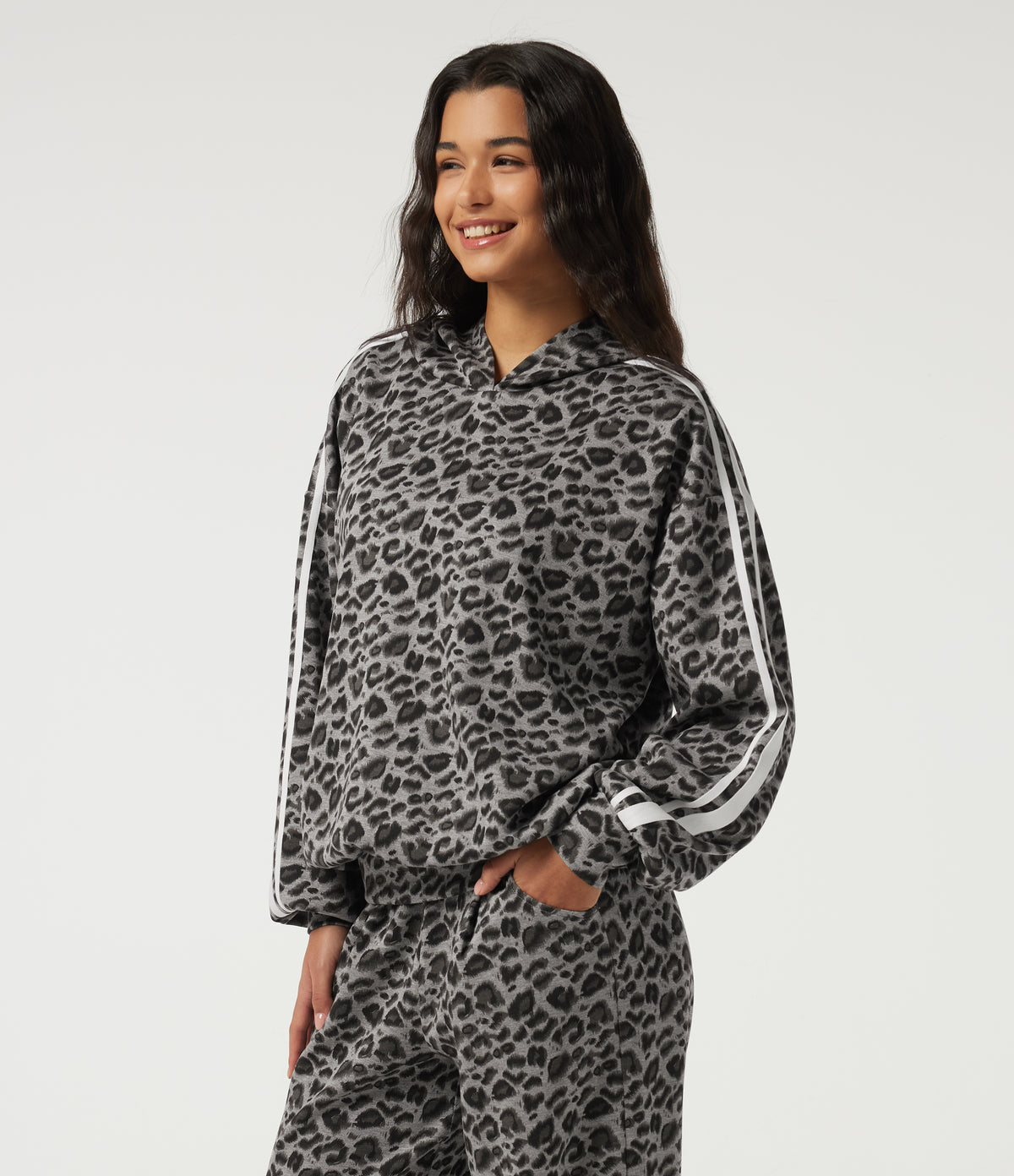 Hooded Long Sleeve Leopard Print Stripe Casual Top — Silver Leopard Print — view 4