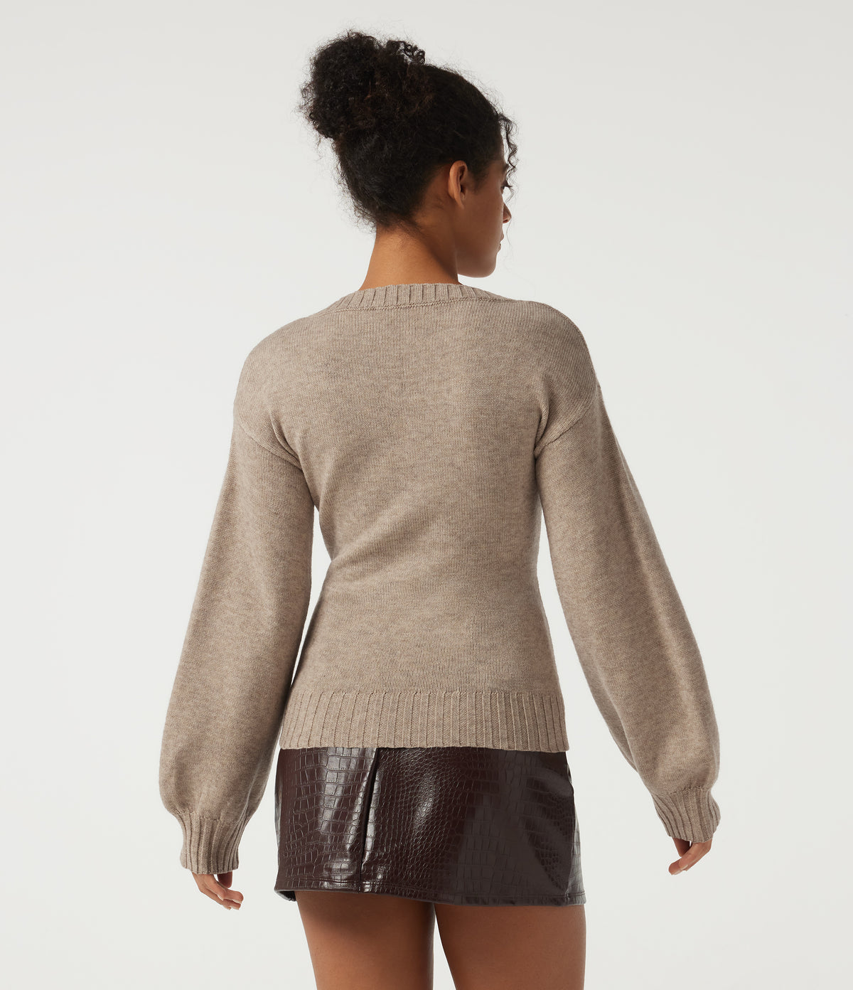 V Neck Long Sleeve Casual Sweater — Daywall Beige — view 2
