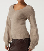 V Neck Long Sleeve Casual Sweater — Daywall Beige — view 5