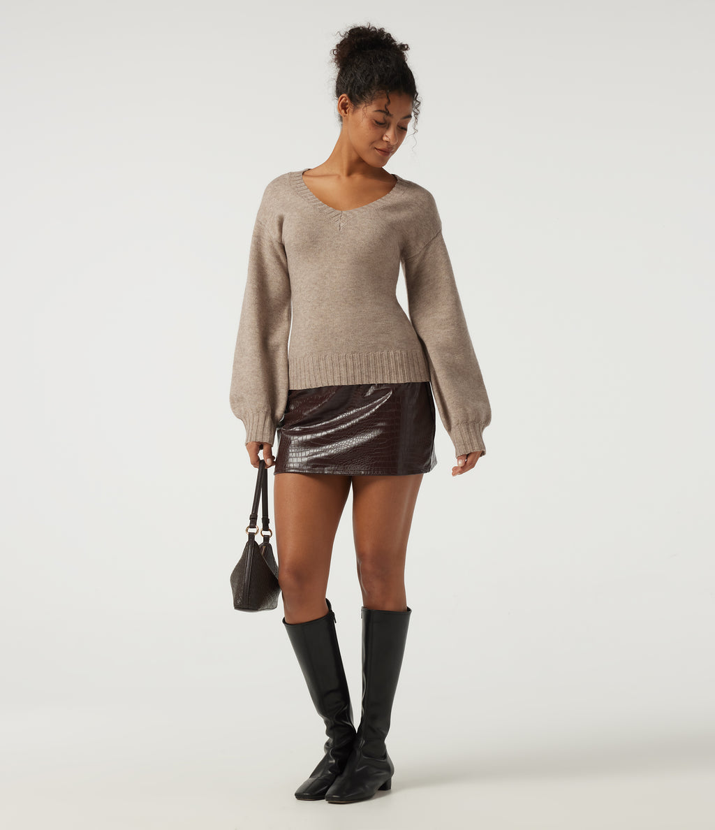 V Neck Long Sleeve Casual Sweater — Daywall Beige — view 6