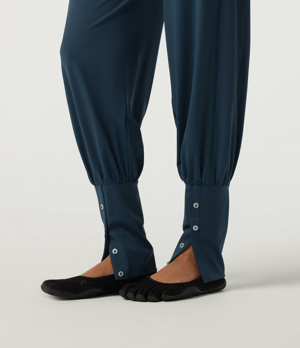 Airy High Waisted Drawstring Ruched Yoga Joggers with Pockets — Majolica Blue — view 8