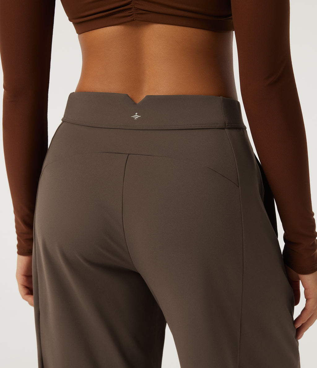 Mid Rise Barrel Leg Yoga Trousers with Pockets — Chocolate Martini — view 5