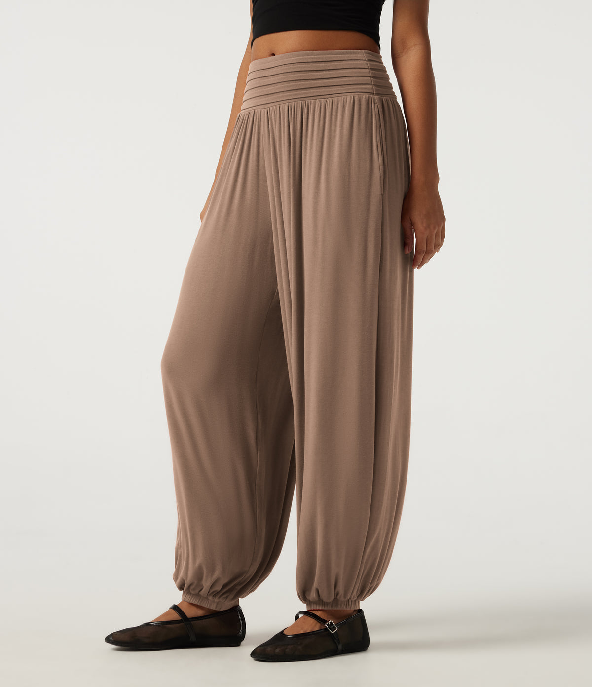 Ribbed Mid Rise Ruched Casual Trousers with Pockets — Beaver Fur — view 3