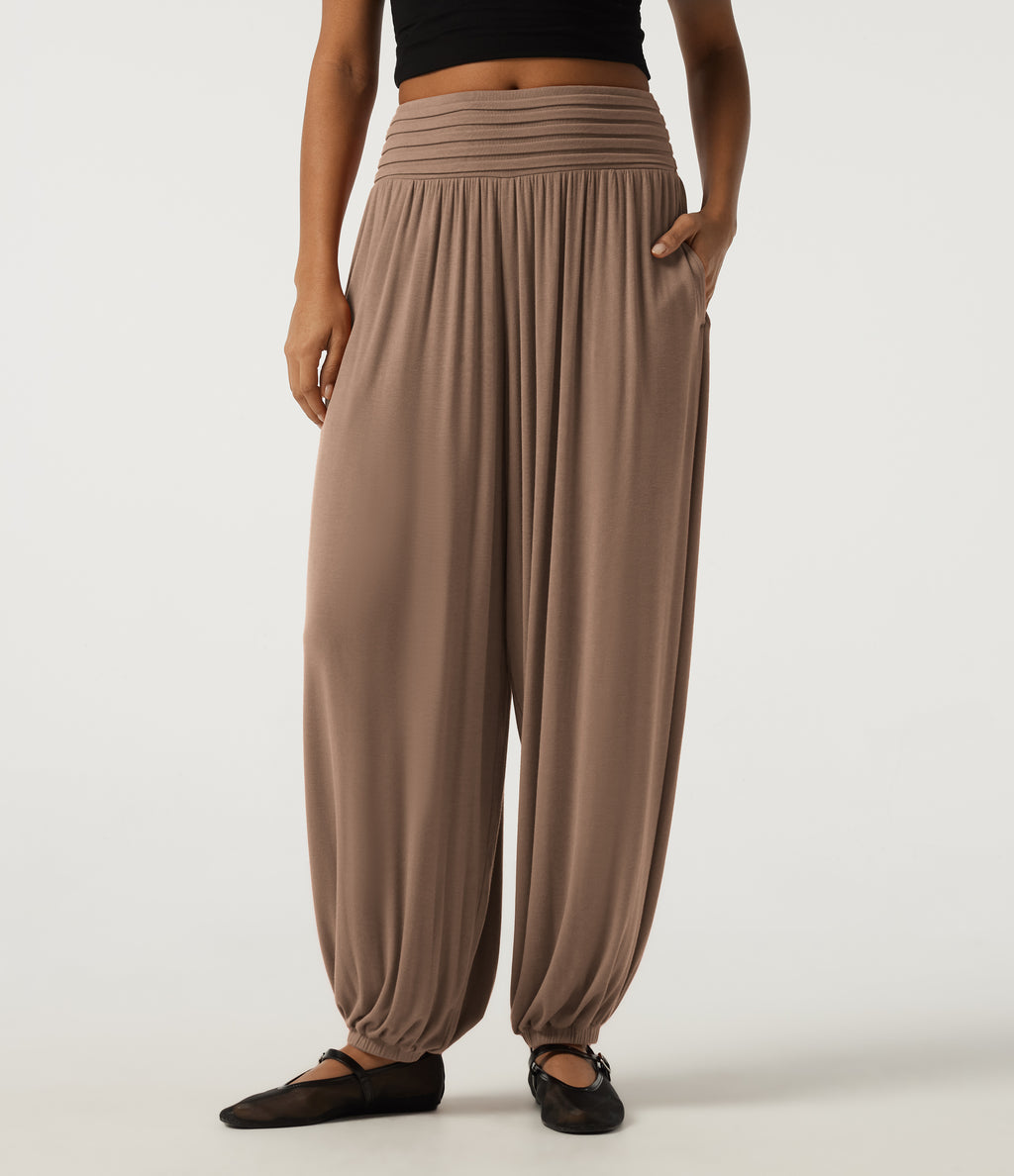 Ribbed Mid Rise Ruched Casual Trousers with Pockets — Beaver Fur — view 1