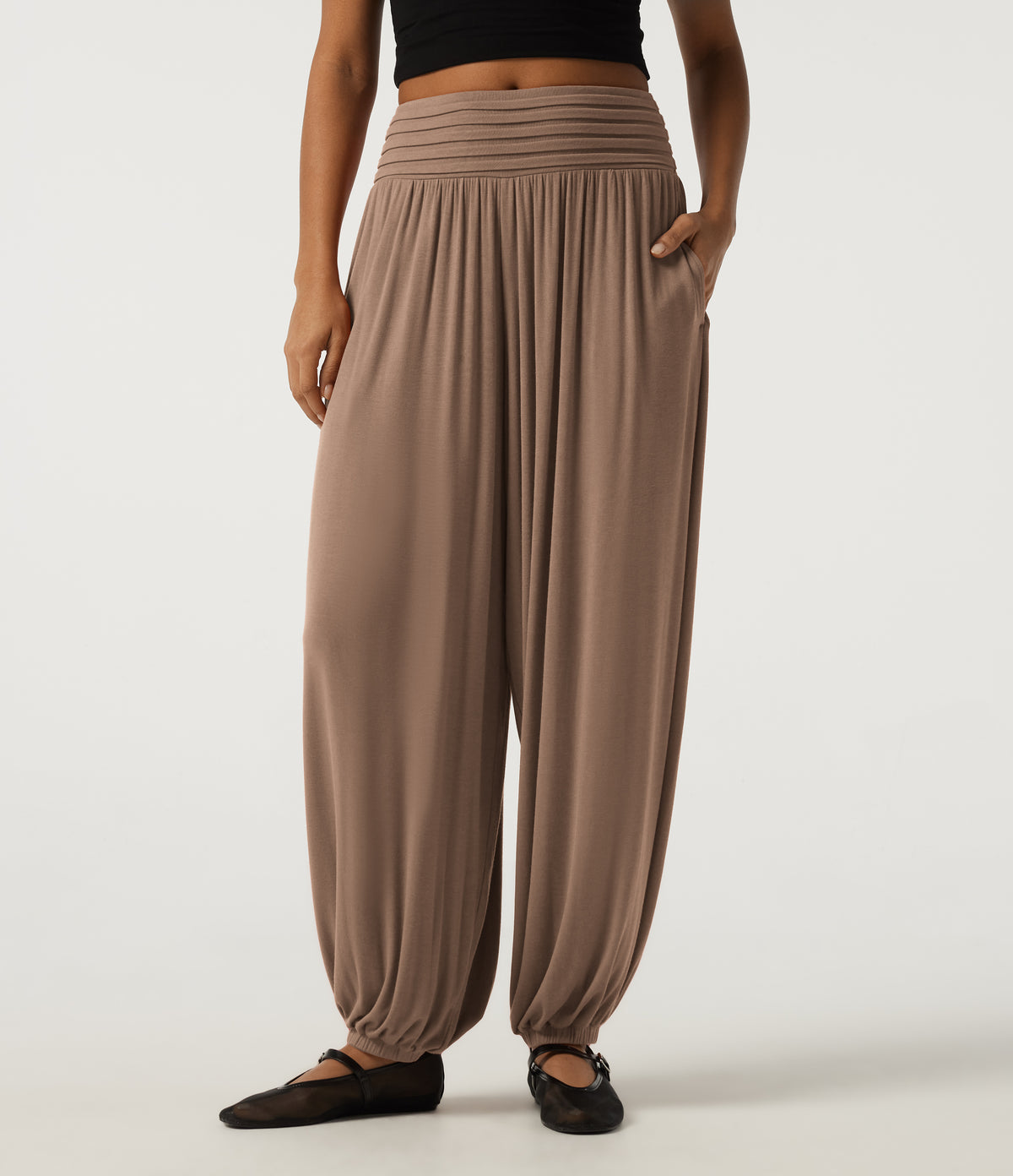 Ribbed Mid Rise Ruched Casual Trousers with Pockets — Beaver Fur — view 1