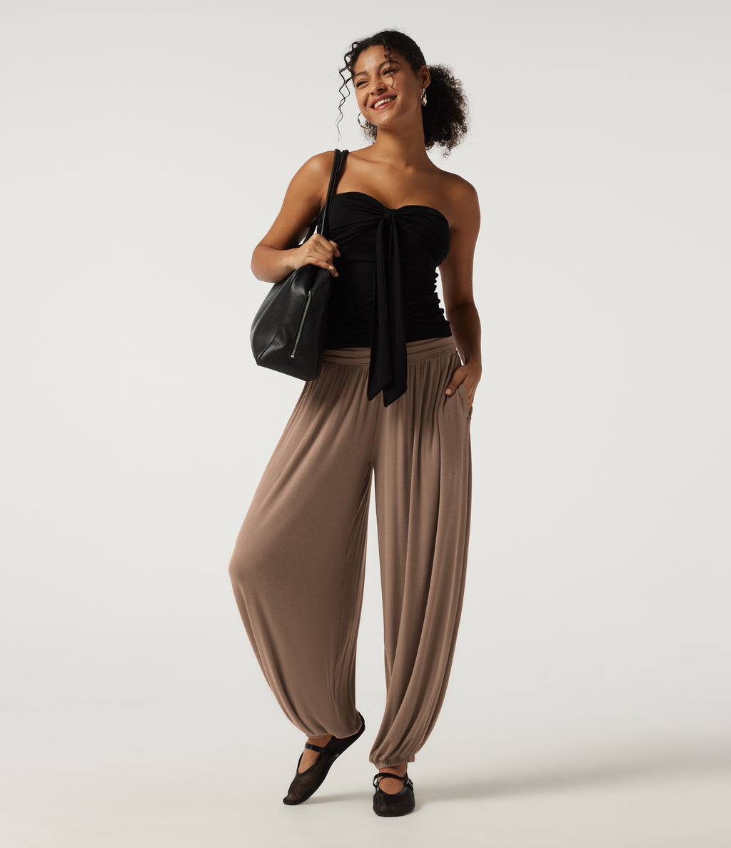 Ribbed Mid Rise Ruched Casual Trousers with Pockets — Beaver Fur — view 6