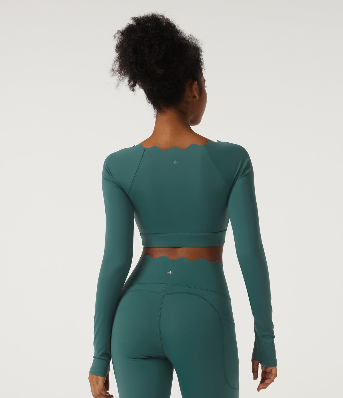 Speedwave Air Scallop Scoop Neck Long Sleeve Yoga Sports Top with Thumbholes and Built-in Bra — Viridian — view 2