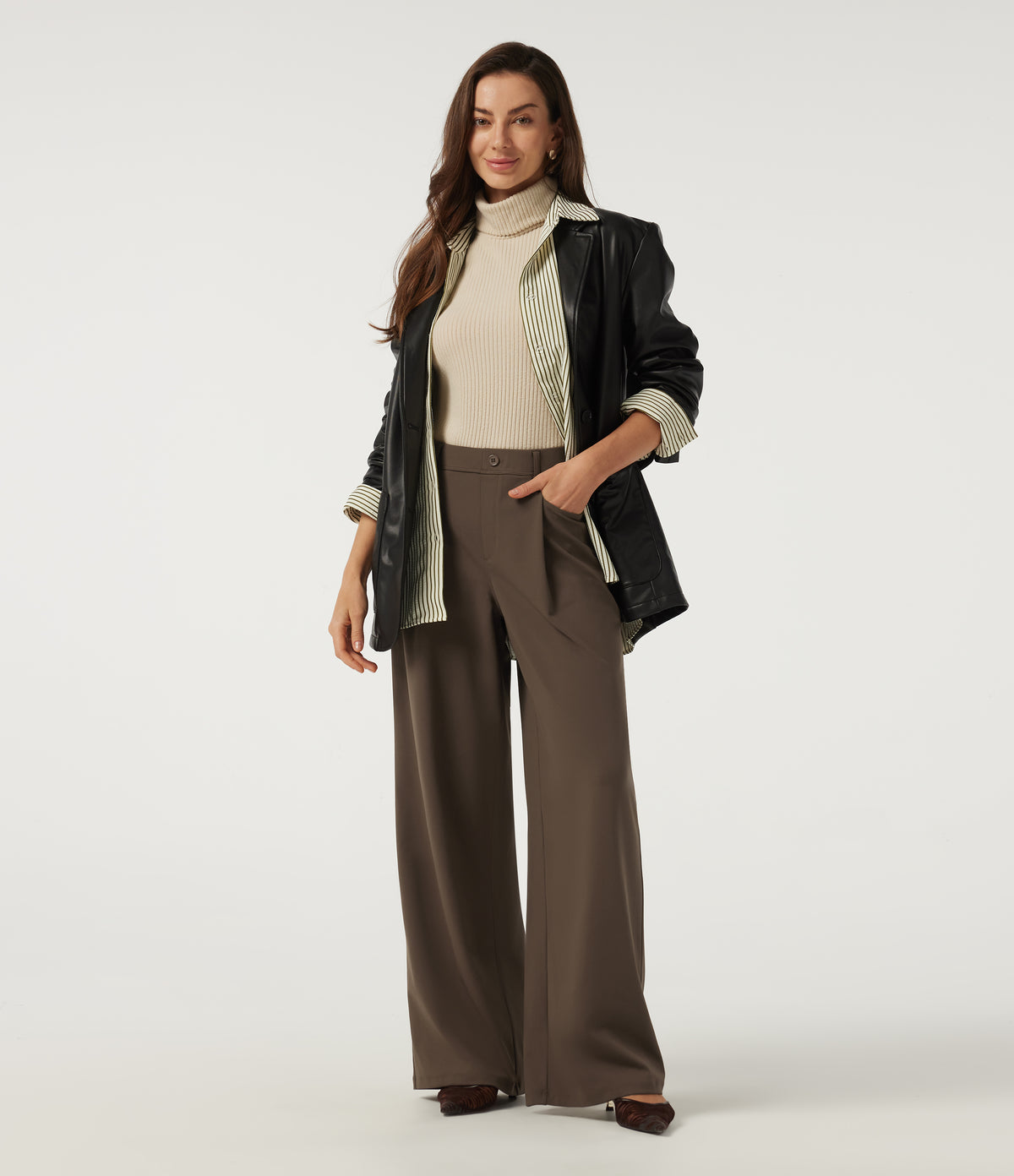 Mid Rise Baggy Work Trousers with Pockets — Chocolate Martini — view 7