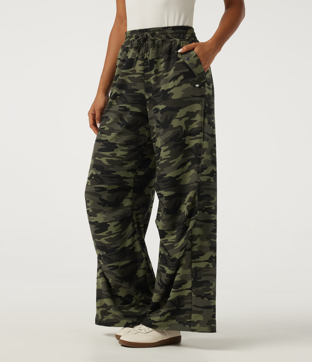 Mid Rise Baggy Drawstring Camo Waffle Casual Trousers with Pockets — Woodland Edge Camo — view 3