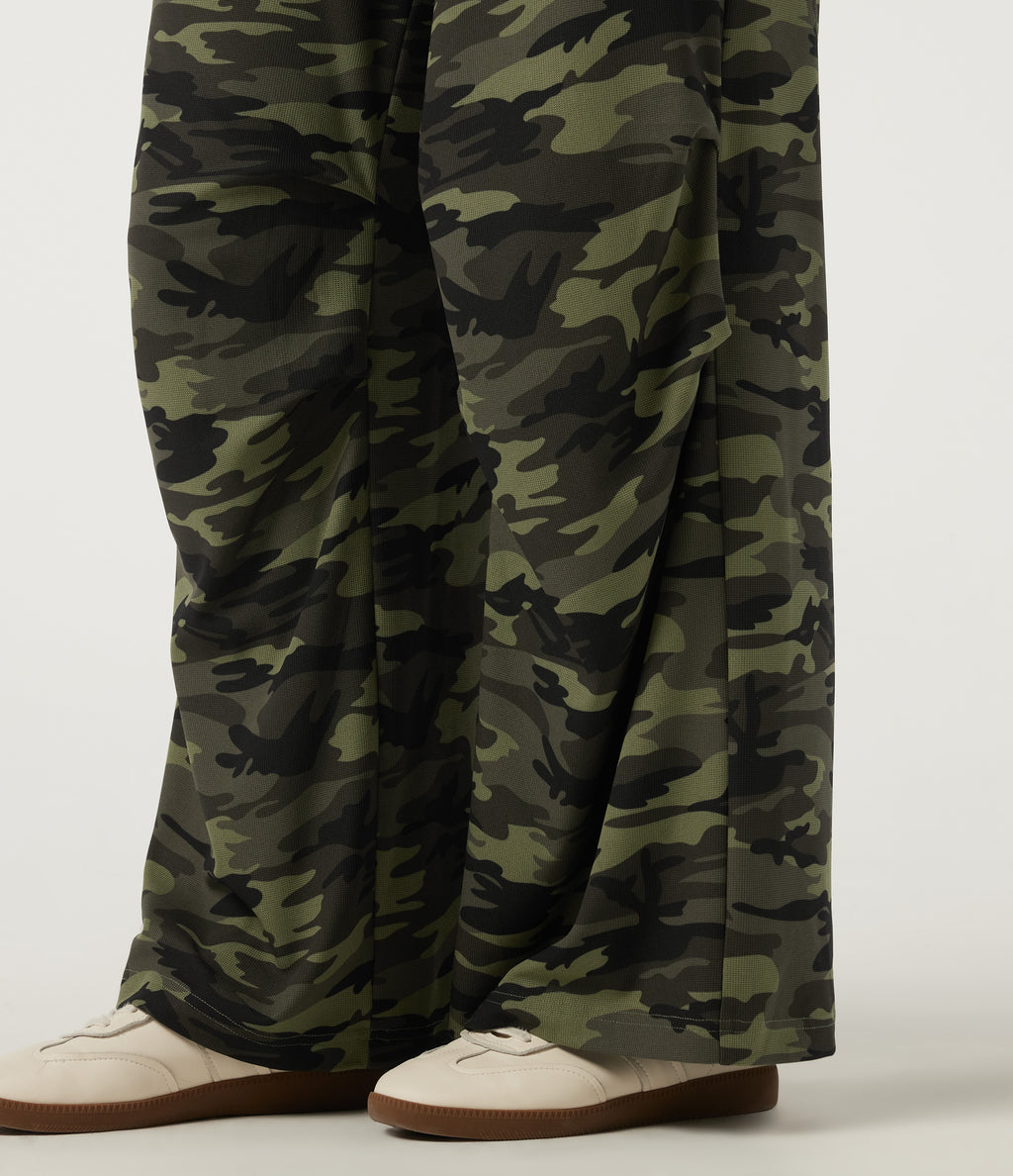 Mid Rise Baggy Drawstring Camo Waffle Casual Trousers with Pockets — Woodland Edge Camo — view 6
