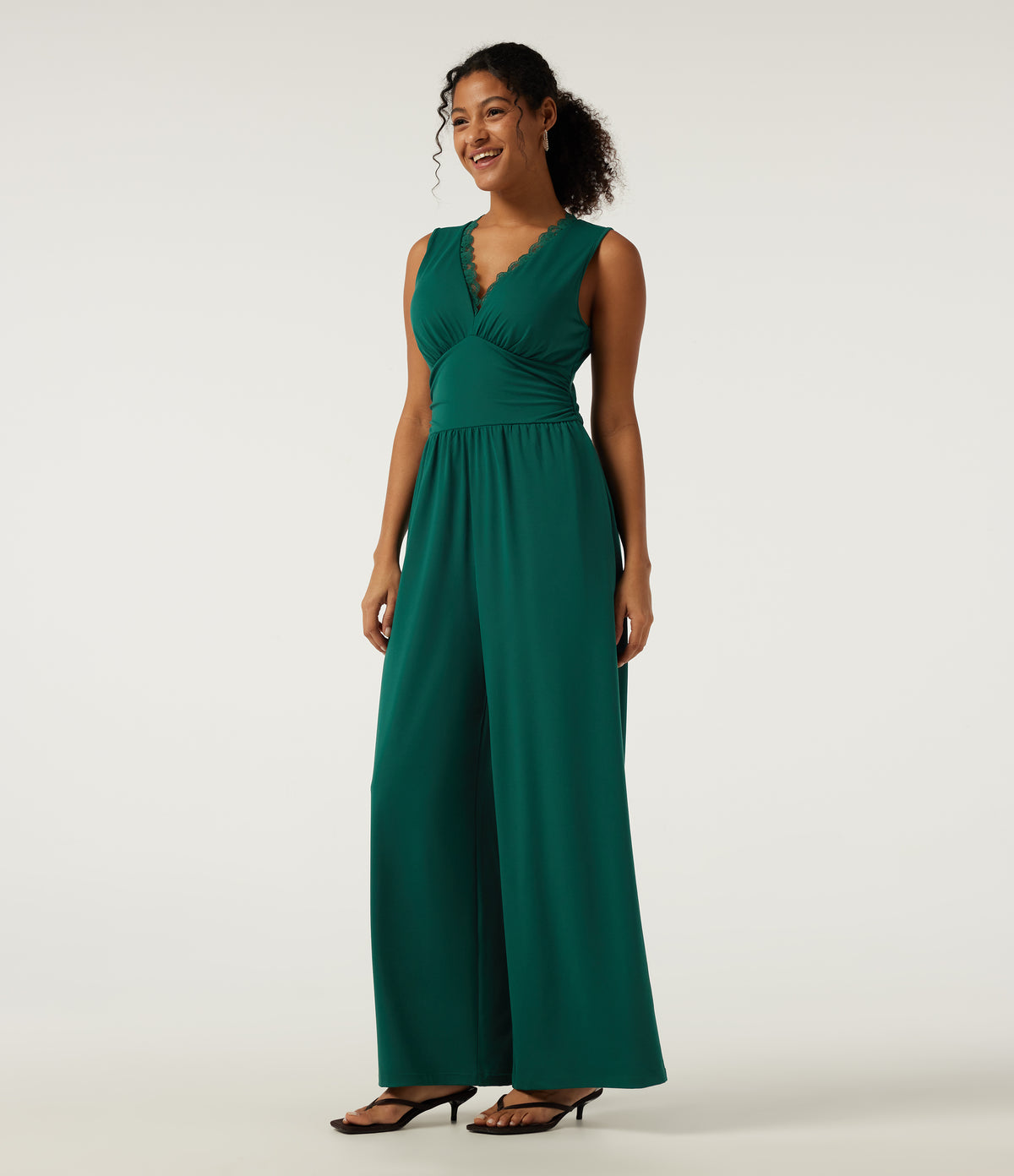 Deep V Neck Sleeveless Slim Contrast Lace Party Wide Leg Jumpsuits with Built-in Bra and Pockets - Edition — Rain Forest — view 3