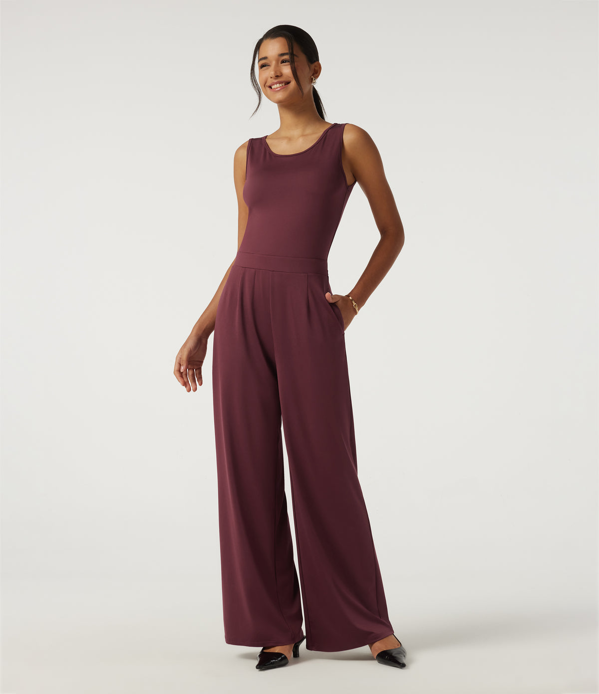 Round Neck Sleeveless Slim Wide Leg Asymmetric Party Jumpsuits with Pockets -Edition — New Maroon — view 4
