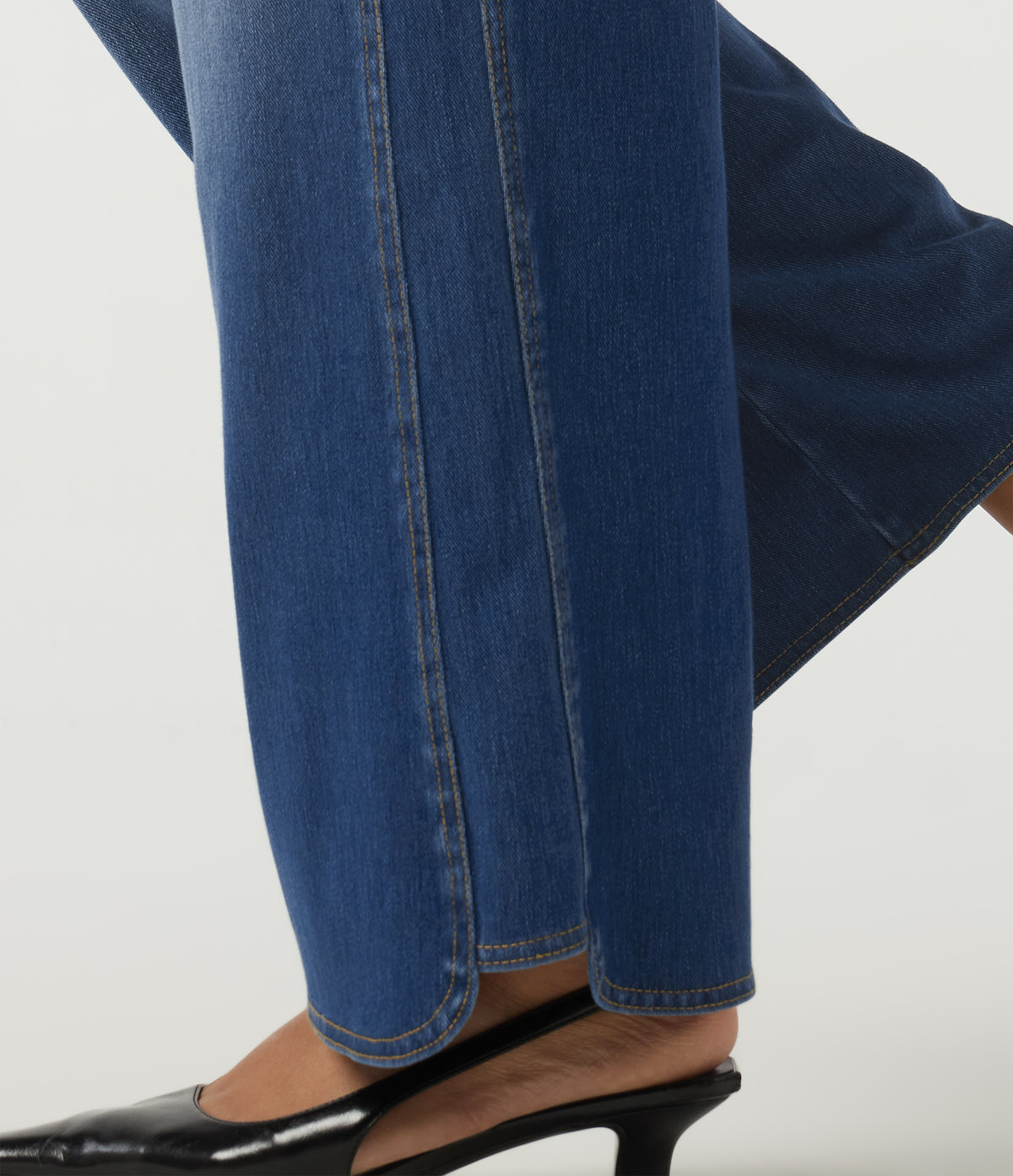 Mid Rise Straight Leg Casual Cotton Jeans with Pockets — Tide Blue Denim — view 6