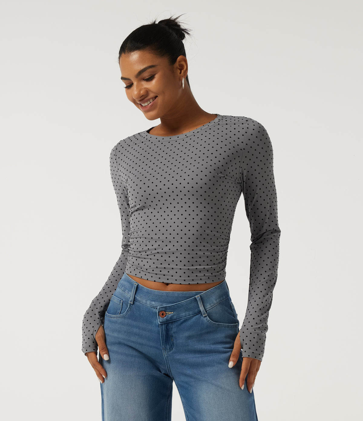 Round Neck Long Sleeve Ruched Polka Dot Yoga Sports Top with Thumb Holes — Foggy Grey Dot — view 4