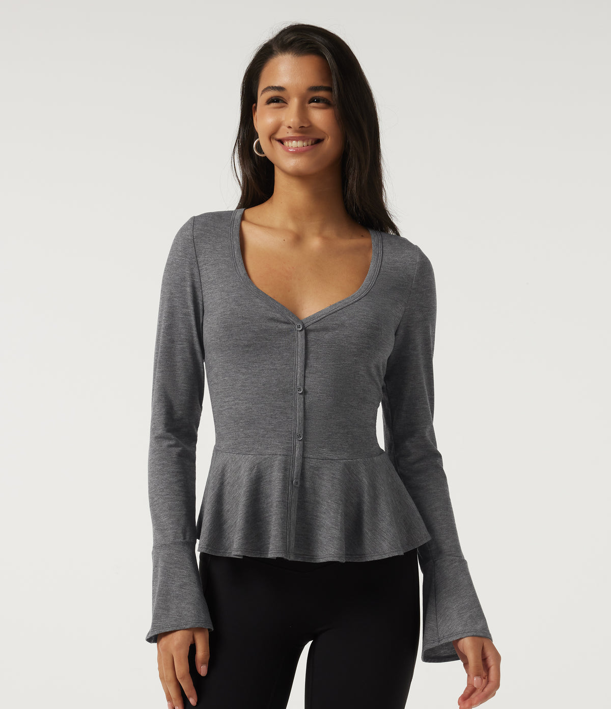 Sweetheart Neck Flounce Long Sleeve Ruffle Hem Casual T-Shirt — Darl Gray Floral Yarn — view 4