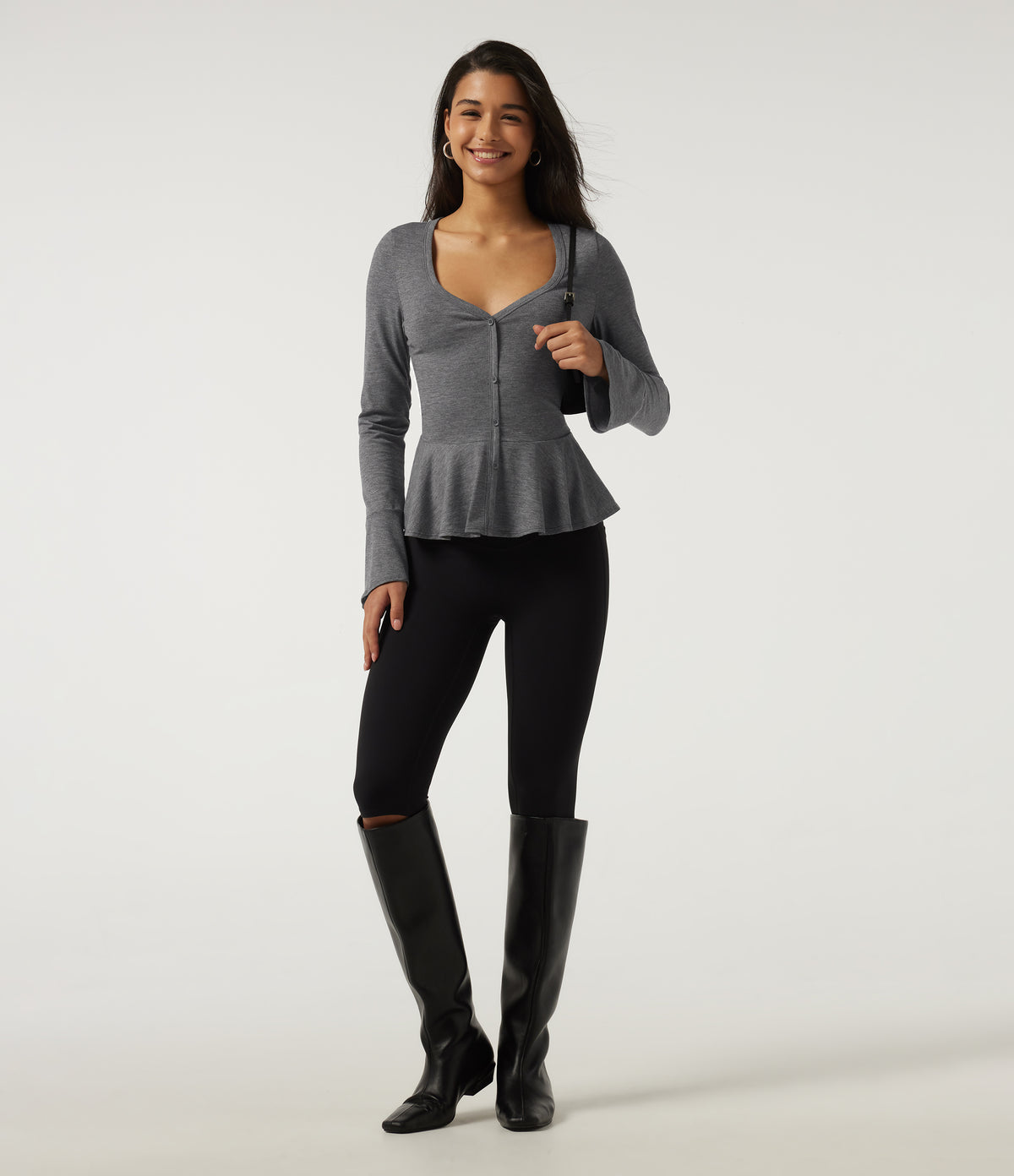 Sweetheart Neck Flounce Long Sleeve Ruffle Hem Casual T-Shirt — Darl Gray Floral Yarn — view 6