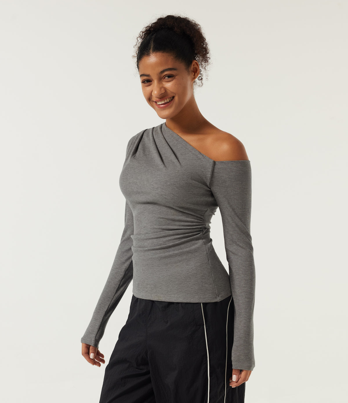 High Stretch Ribbed Knit One Shoulder Long Sleeve Built-in Bra Ruched Casual Top — Fog Gray — view 3