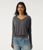 V Neck Batwing Long Sleeve Ruched Heathered Casual T-Shirt with Thumbholes — Darl Gray Floral Yarn — view 4