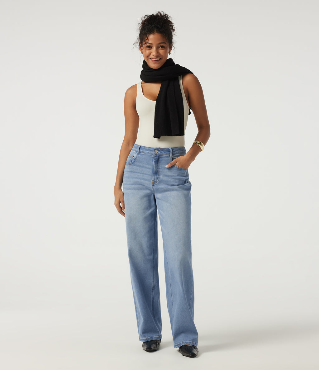 Mid Rise Patterned Denim Baggy Casual Jeans with Pockets — Malibu Blue Denim — view 4