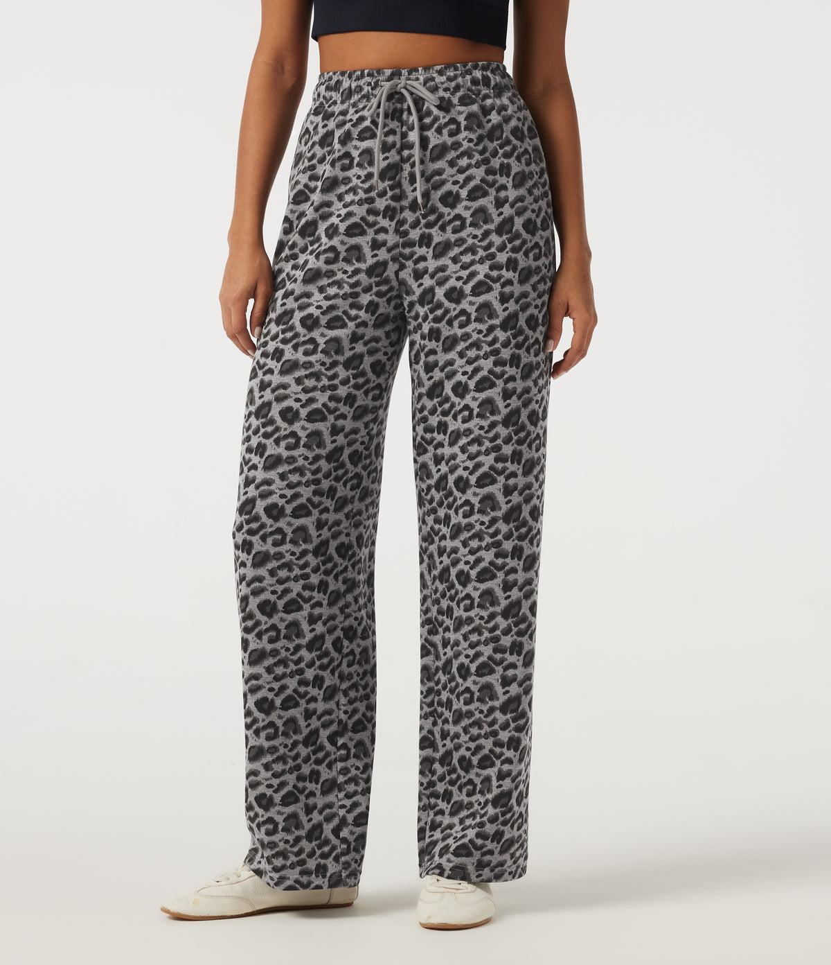 High Waisted Drawstring Straight Leg Leopard Print Casual Sweatpants with Pockets — Silver Leopard Print — view 3