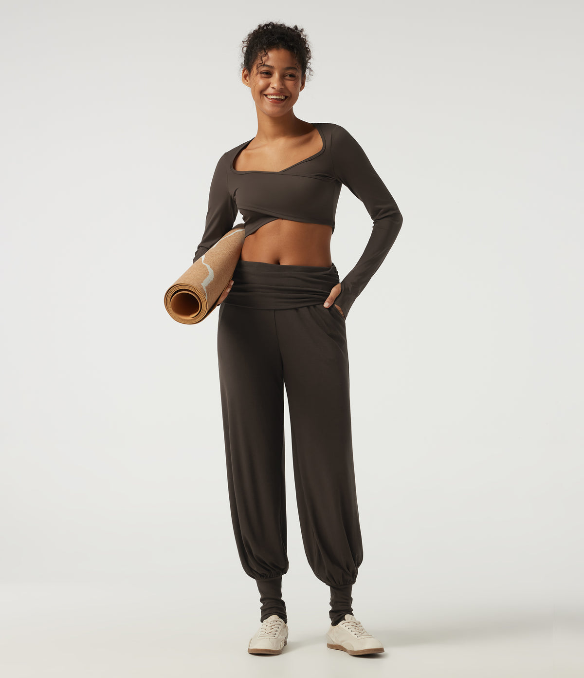 Mid Rise Ruched Stirrup Casual Joggers with Pockets — Chocolate Brown — view 7