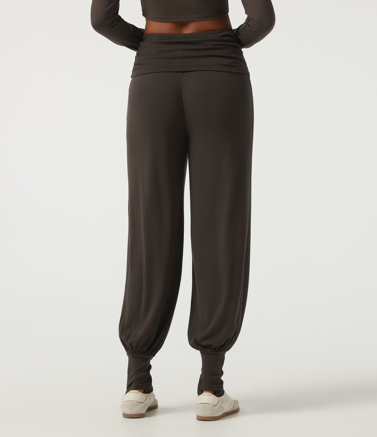 Mid Rise Ruched Stirrup Casual Joggers with Pockets — Chocolate Brown — view 2