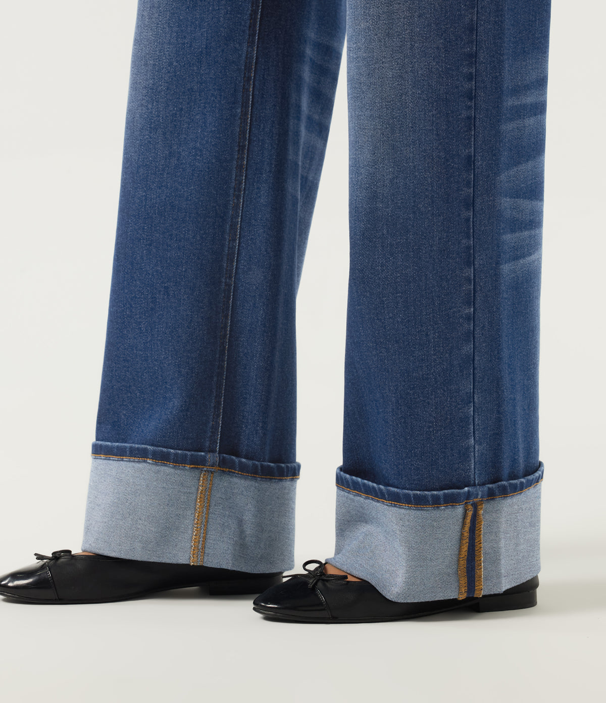 Mid Rise Wide Leg Rolled Hem Cotton Casual Jeans with Pockets — Tide Blue Denim — view 6