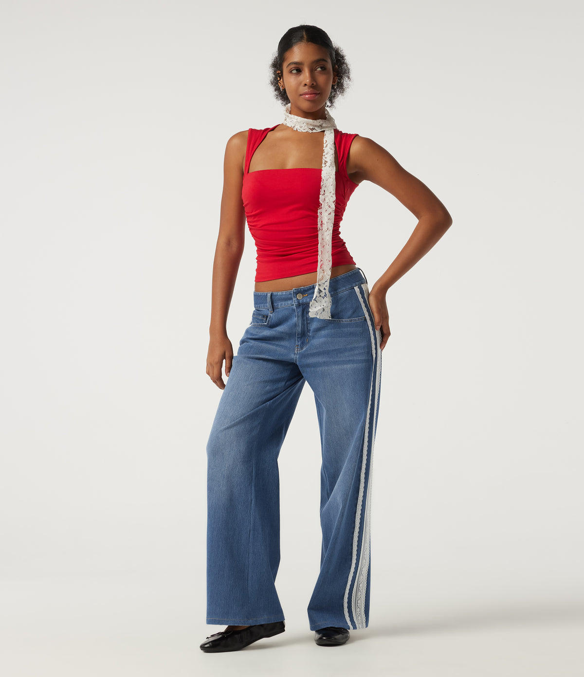 Low Rise Baggy Contrast Lace Casual Jeans with Pockets — Tide Blue Denim — view 7