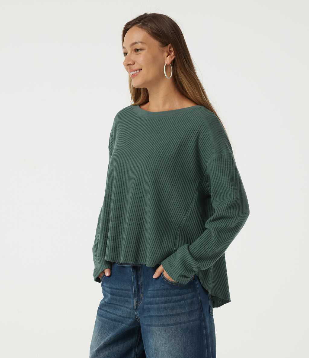 Round Neck Long Sleeve Curved Hem Casual Sweatshirt — Green Frost — view 3