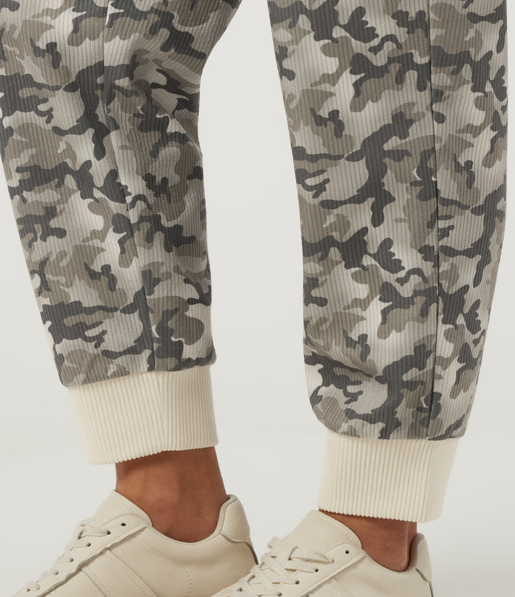 Mid Rise Camo Drawstring Corduroy Casual Joggers with Pockets — Foggy Night Camo — view 6