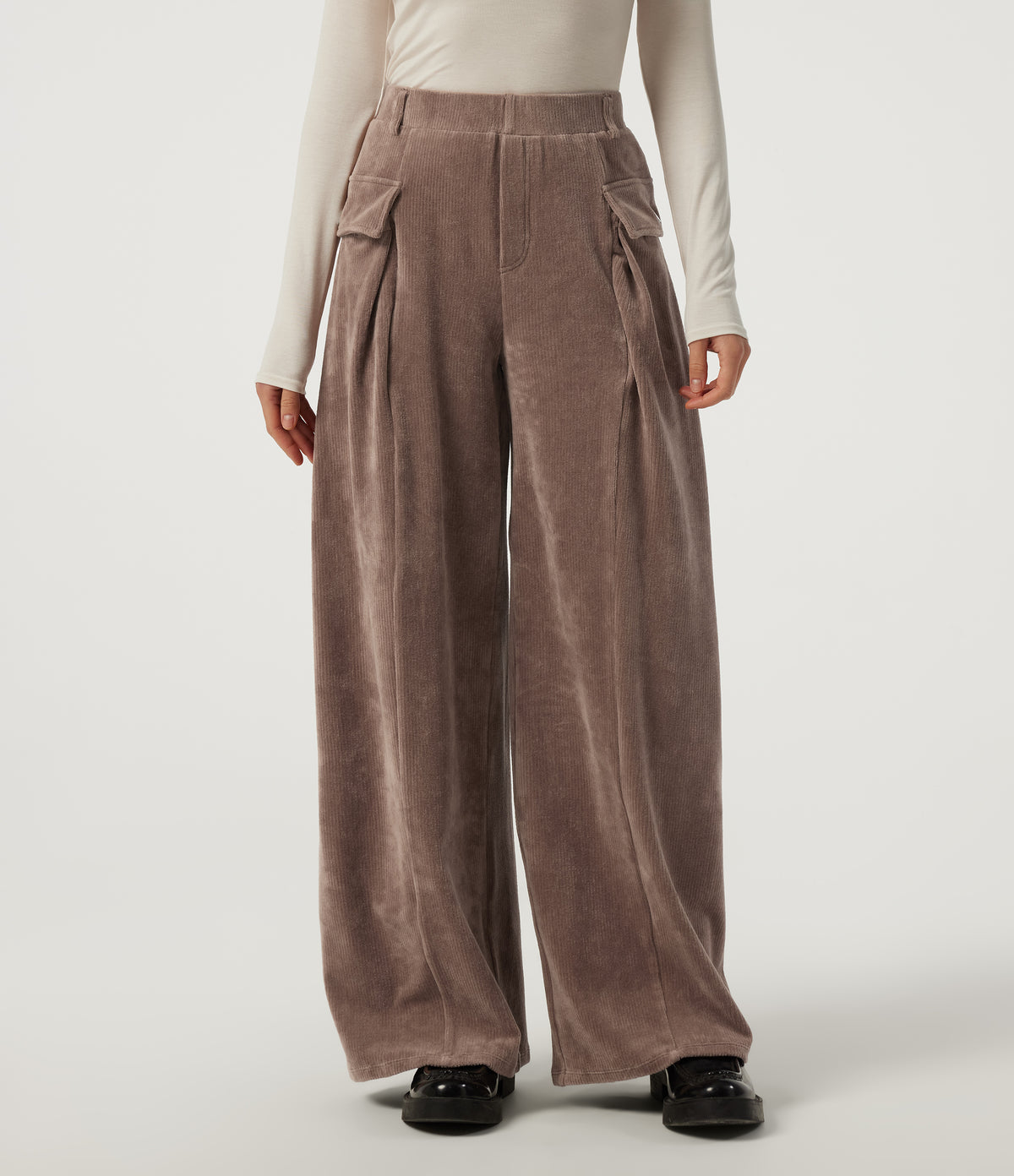Mid Rise Baggy Corduroy Casual Trousers with Pockets — Acorn — view 3
