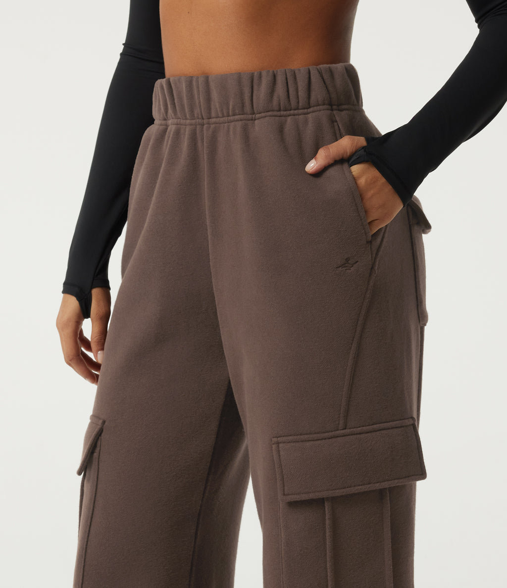 High Waisted Baggy Fleece Casual Sweatpants with Pockets — Chocolate Brown — view 4