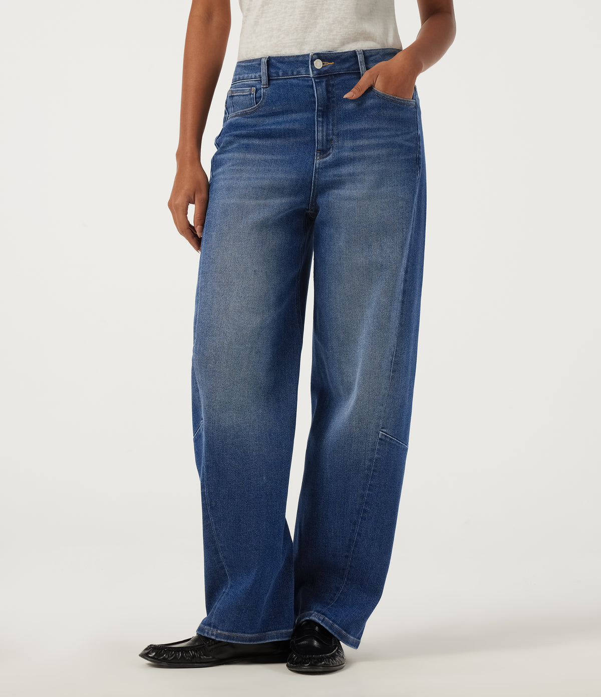 Mid Rise Barrel Leg Casual Jeans with Pockets — Estate Blue Denim — view 3