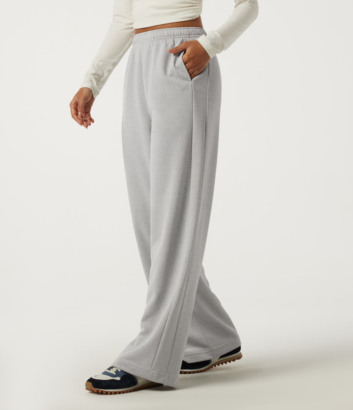 High Waisted Drawstring Straight Leg Casual Sweatpants with Pockets — Fog Gray — view 3